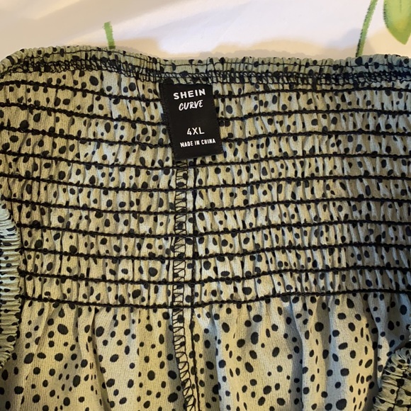 High Waisted Shorts - Picture 3 of 3